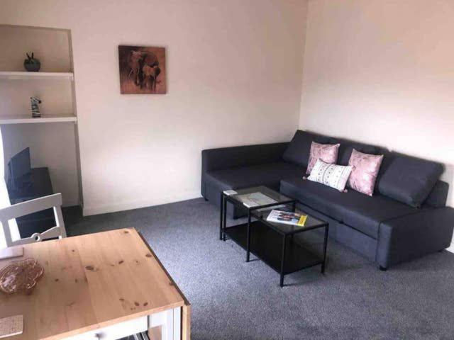 Comfy Stays Swansea Flat 3 Екстер'єр фото