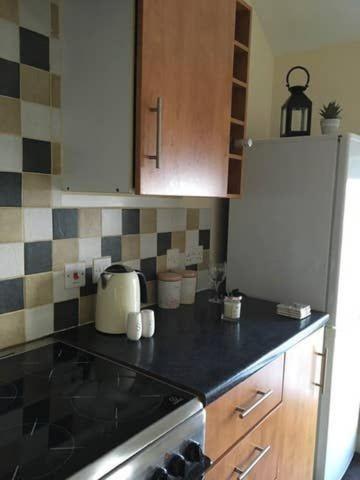 Comfy Stays Swansea Flat 3 Екстер'єр фото